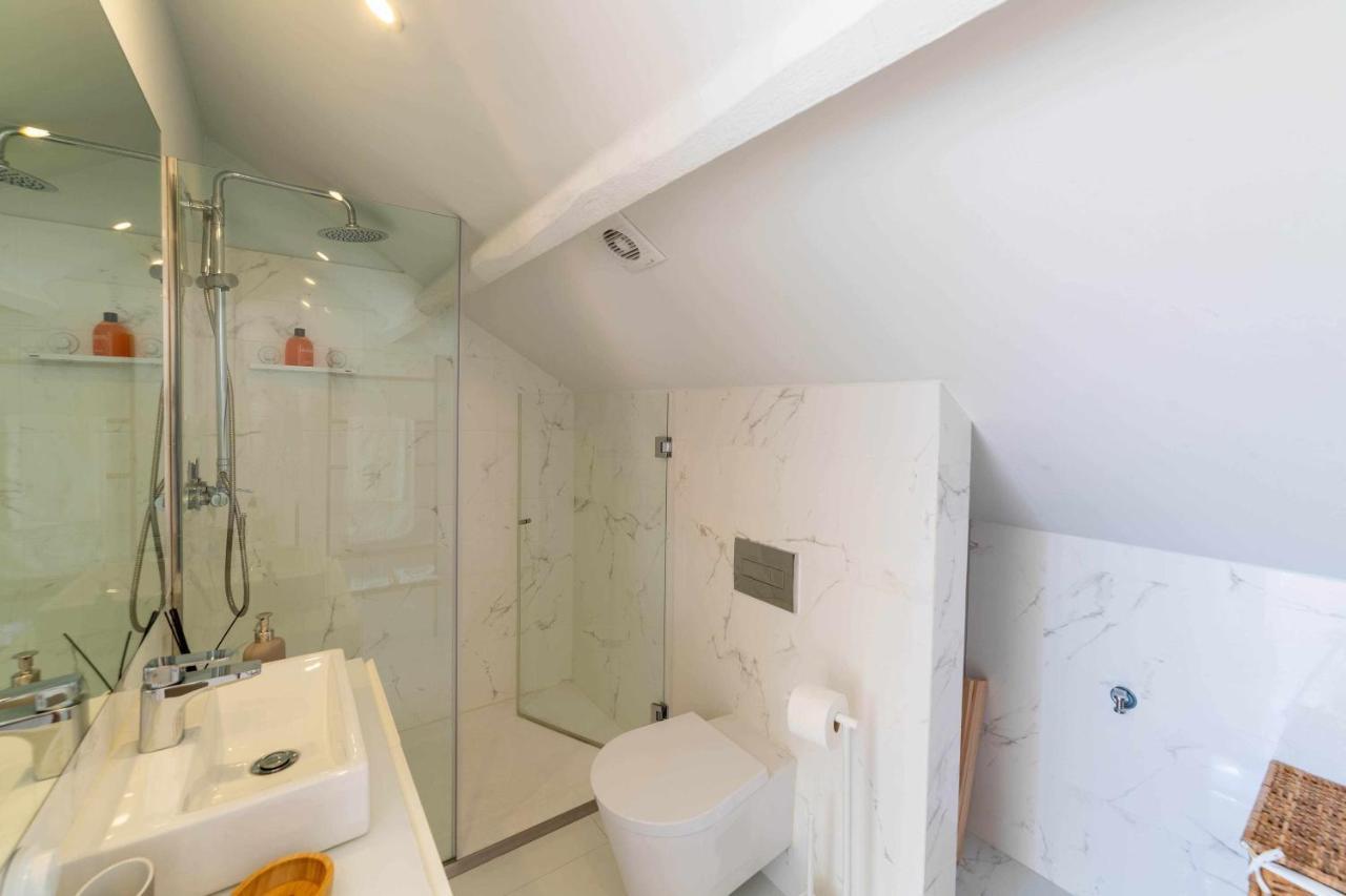 ויאנה דו קסטלו My Home Is Your Home Viana Center Apartment מראה חיצוני תמונה